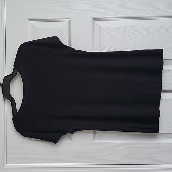 Belah & Codey Women's Top - Picture 6 of 11